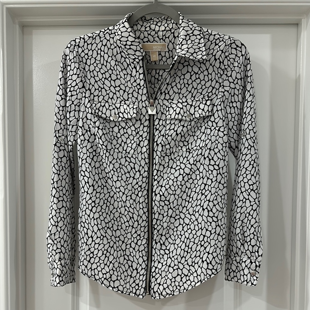 Michael Kors Monochrome Patterned Zip-Up Top